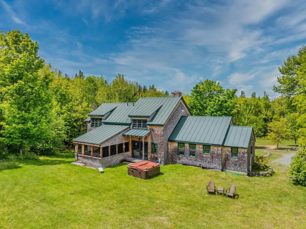 369 Reel Brook Road Easton NH 03580