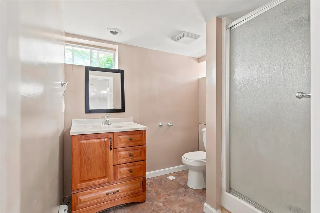 17 Vista Way Barrington NH 03825