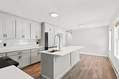 17 Vista Way Barrington NH 03825