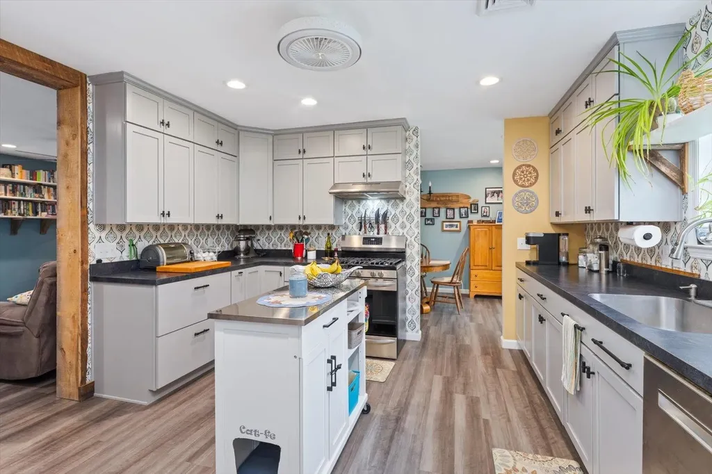 41 E Harrisville Road Dublin NH 03444