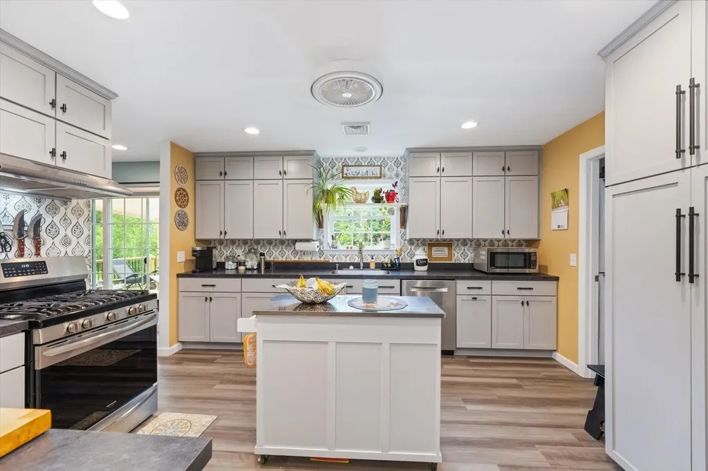 41 E Harrisville Road Dublin NH 03444