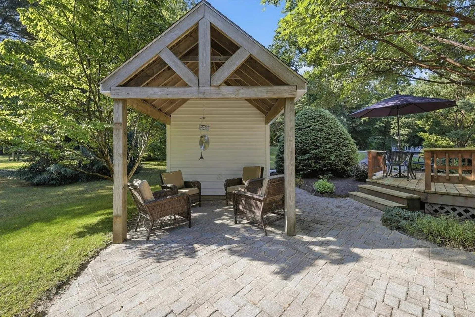 16 Lakeview Way Auburn NH 03032
