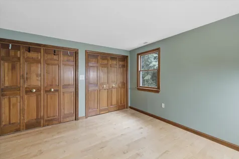 16 Lakeview Way Auburn NH 03032