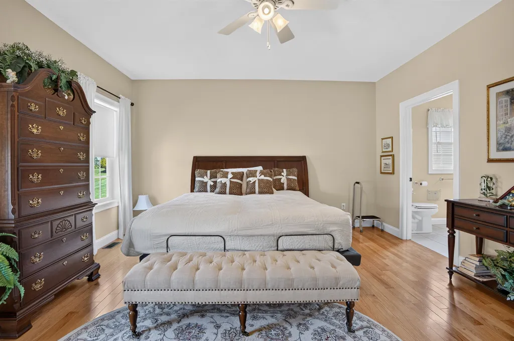 28 Torrey Pines Circle Plaistow NH 03865