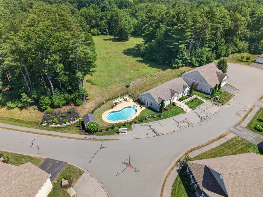 28 Torrey Pines Circle Plaistow NH 03865