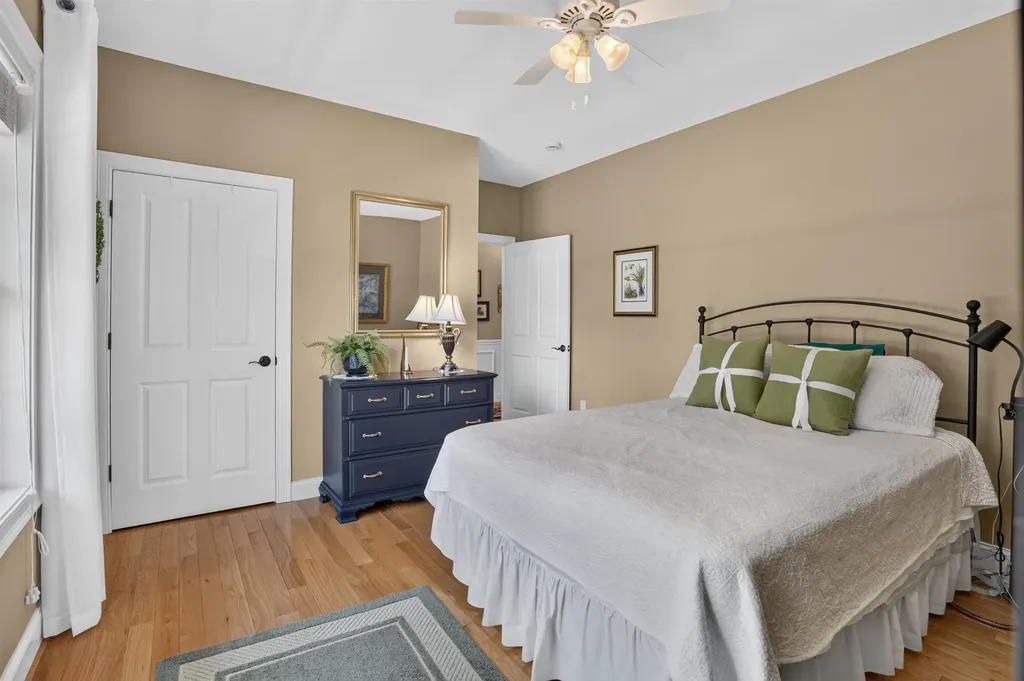 28 Torrey Pines Circle Plaistow NH 03865