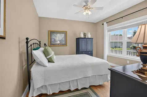 28 Torrey Pines Circle Plaistow NH 03865