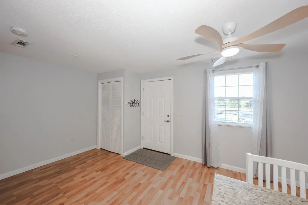 105 Elmwood Drive Hudson NH 03051