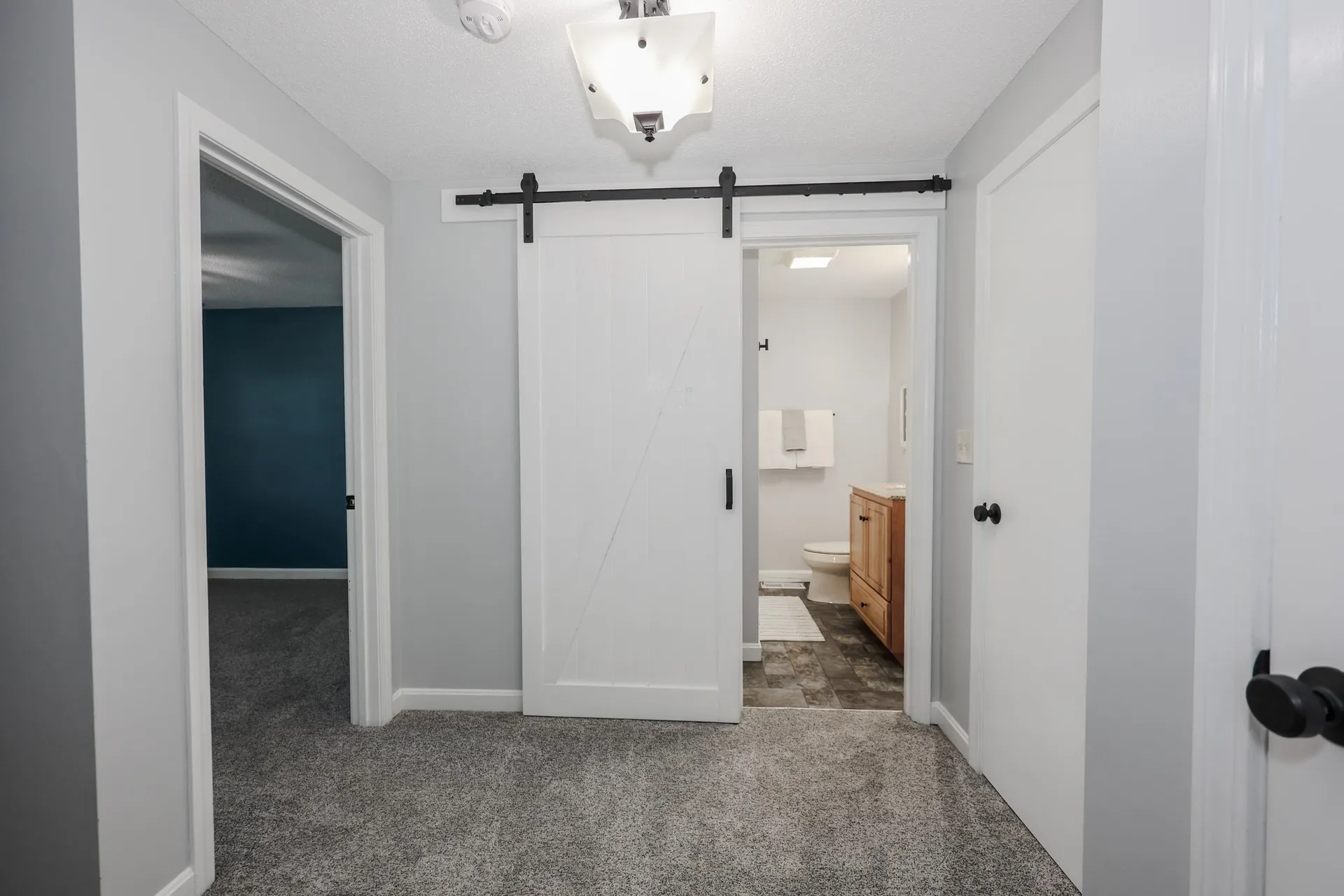 105 Elmwood Drive Hudson NH 03051