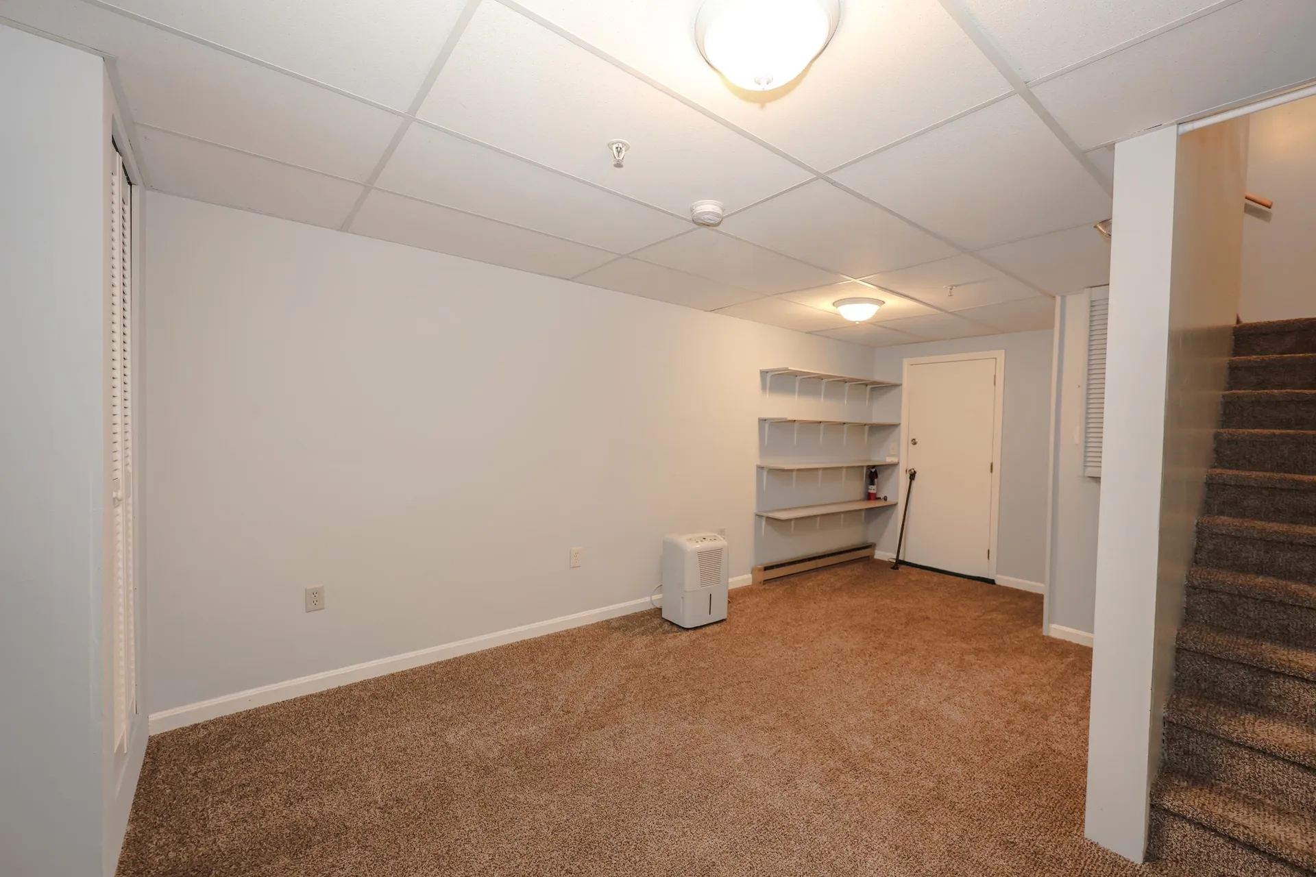 105 Elmwood Drive Hudson NH 03051