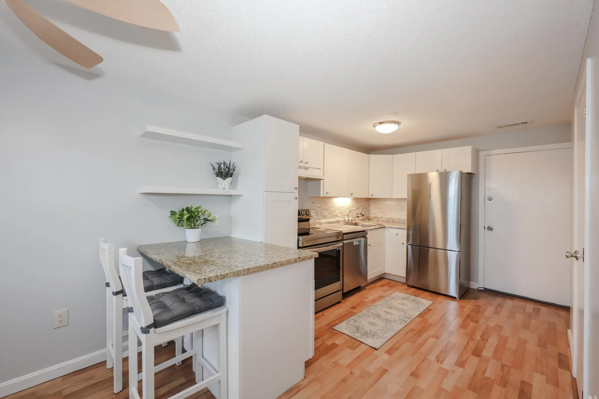 105 Elmwood Drive Hudson NH 03051