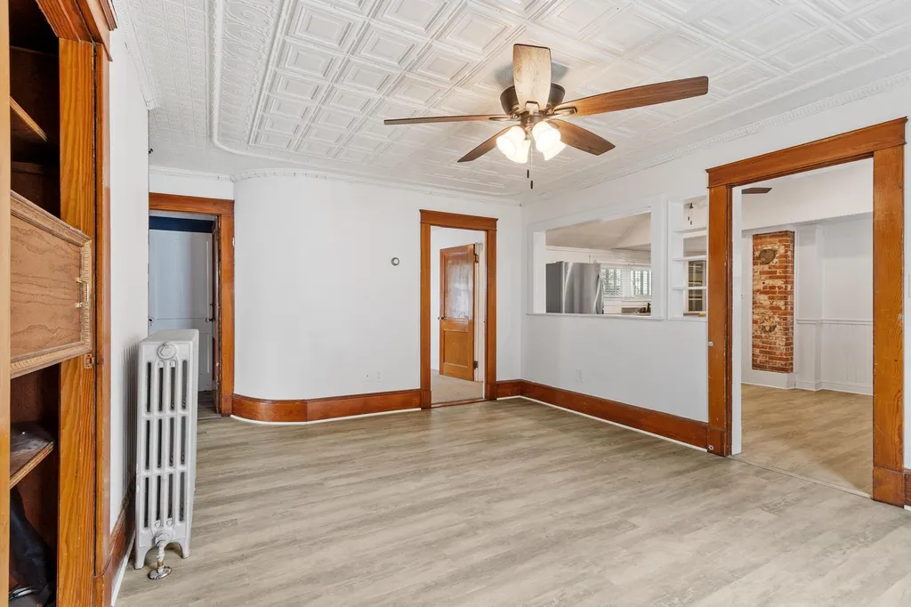 98 Vine Street Nashua NH 03060