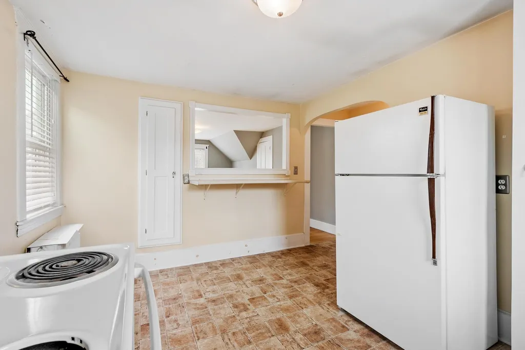 98 Vine Street Nashua NH 03060