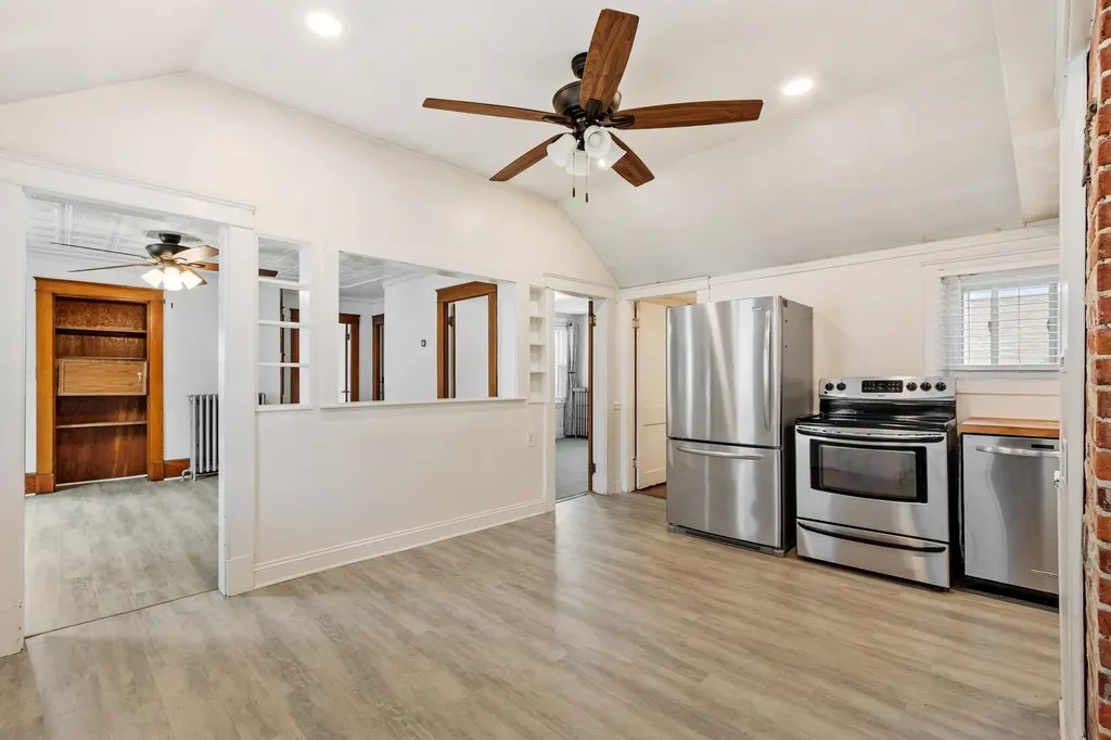 98 Vine Street Nashua NH 03060