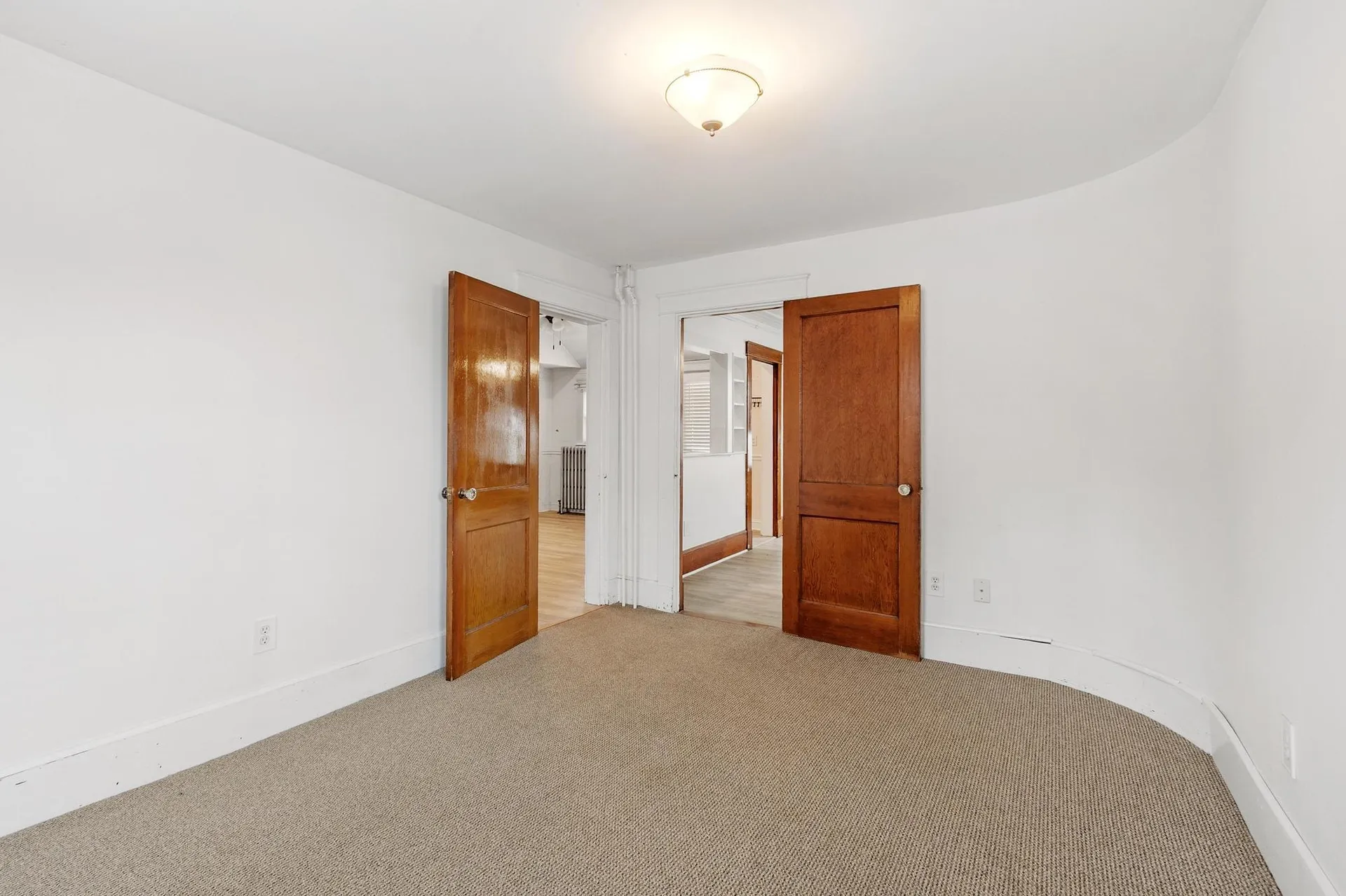 98 Vine Street Nashua NH 03060