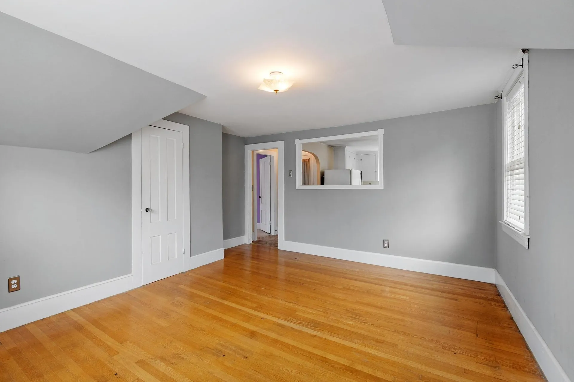 98 Vine Street Nashua NH 03060