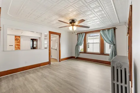 98 Vine Street Nashua NH 03060