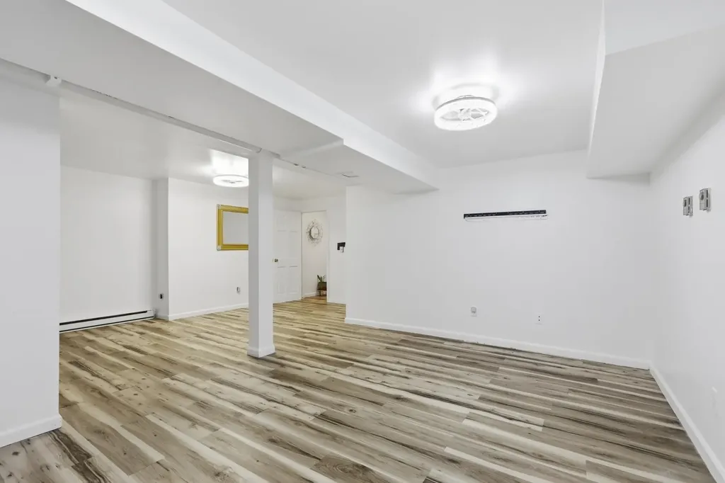49 Stacey Circle Windham NH 03087
