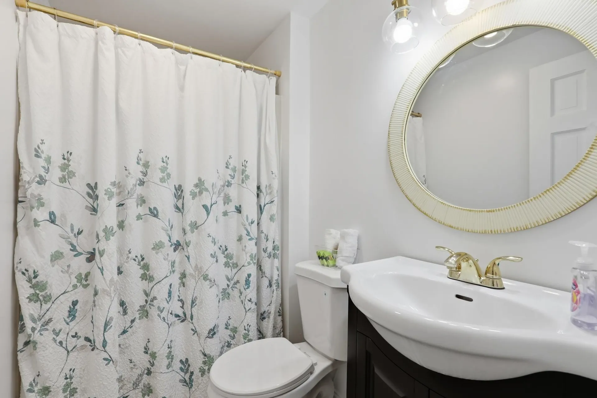 49 Stacey Circle Windham NH 03087
