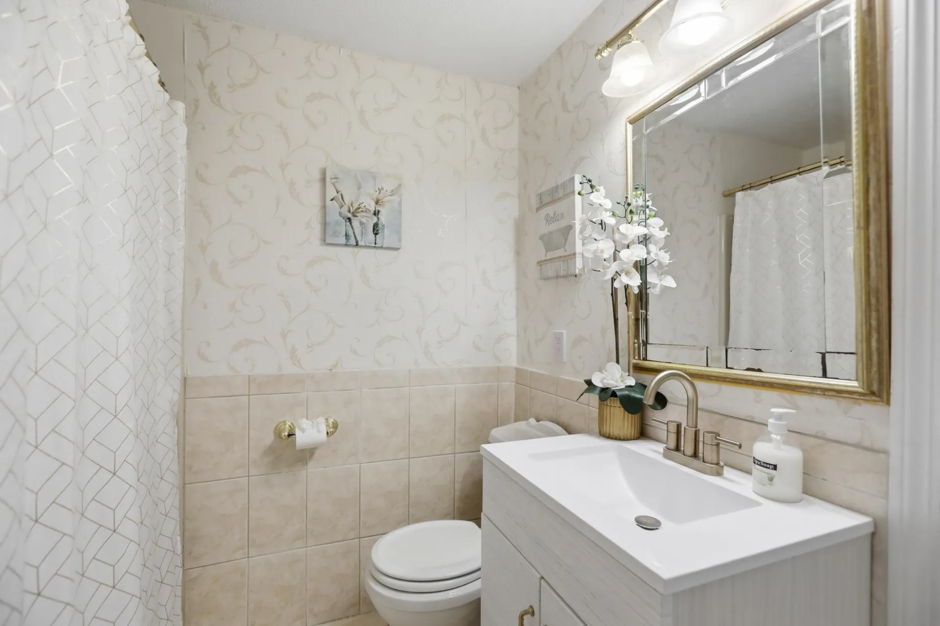 49 Stacey Circle Windham NH 03087