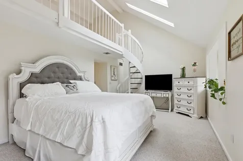 49 Stacey Circle Windham NH 03087