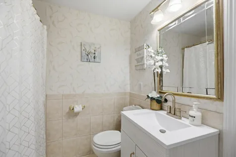 49 Stacey Circle Windham NH 03087