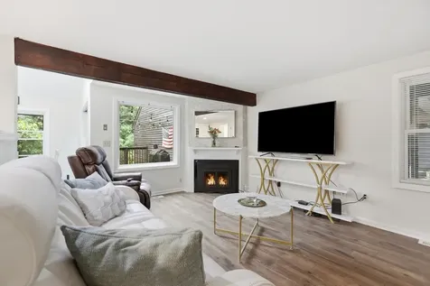 49 Stacey Circle Windham NH 03087