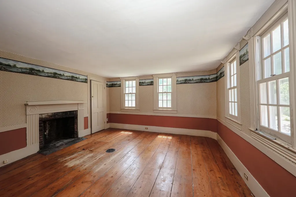 443 Centre Street Sullivan NH 03445