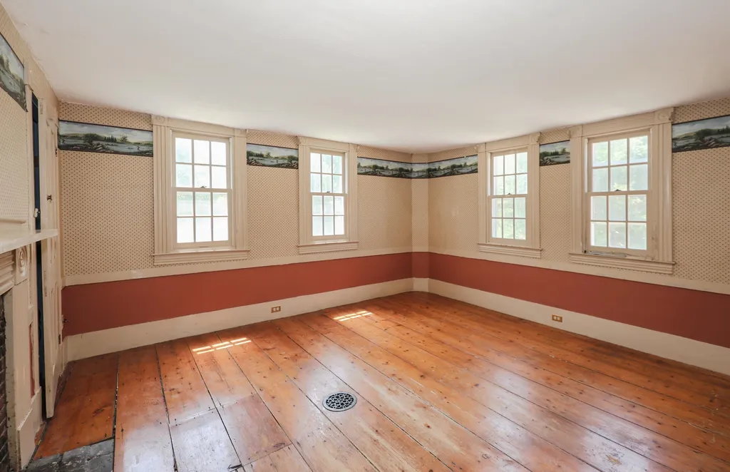 443 Centre Street Sullivan NH 03445