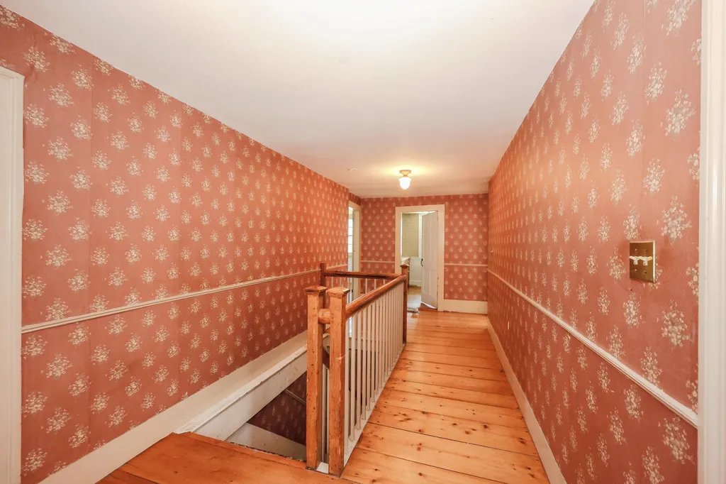 443 Centre Street Sullivan NH 03445
