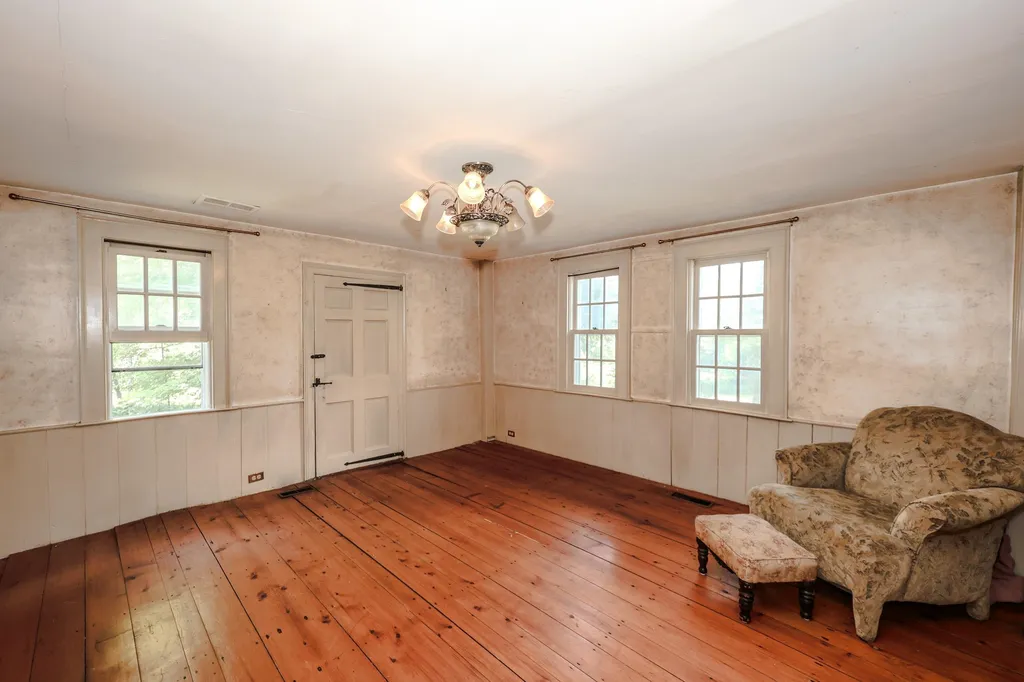 443 Centre Street Sullivan NH 03445
