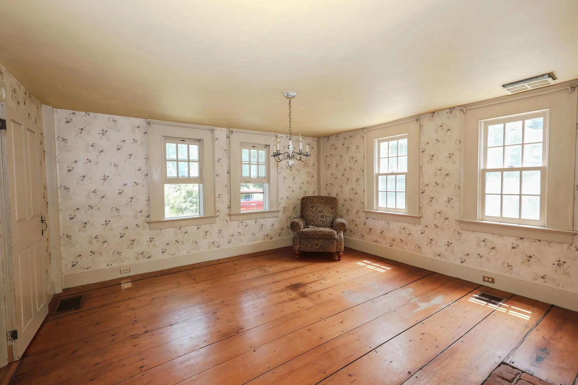 443 Centre Street Sullivan NH 03445