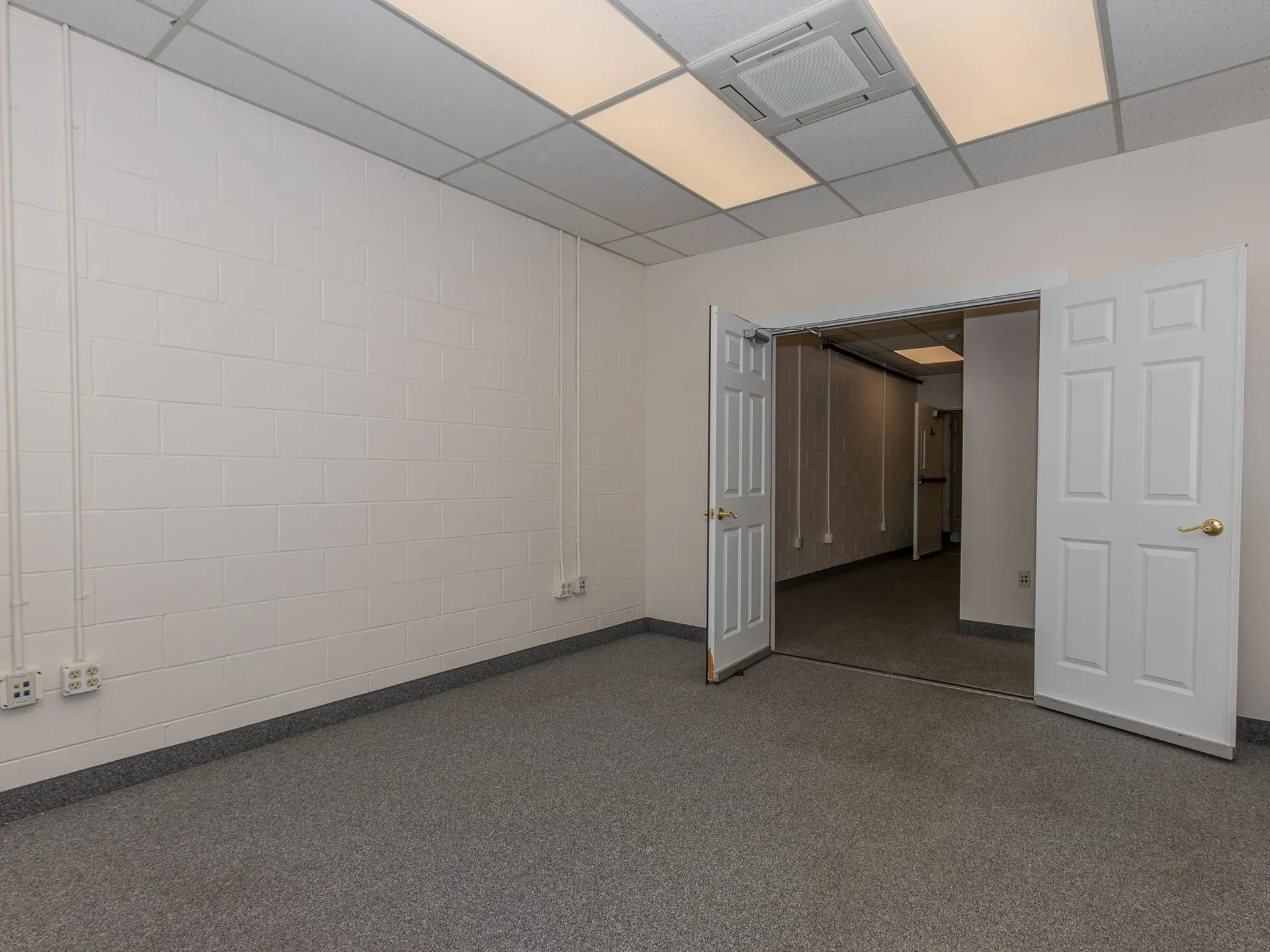 140 Monadnock Highway Swanzey NH 03446