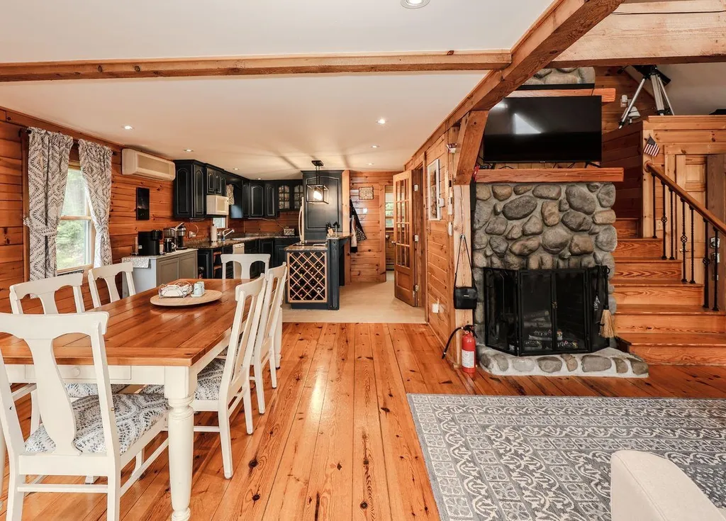 54 Chrisden Drive Bridgewater NH 03222