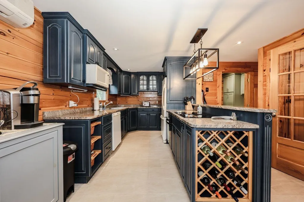 54 Chrisden Drive Bridgewater NH 03222