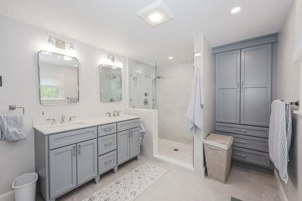 54 Chrisden Drive Bridgewater NH 03222