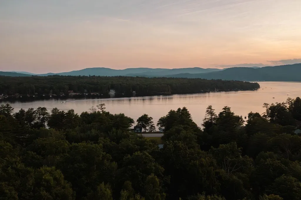 54 Chrisden Drive Bridgewater NH 03222