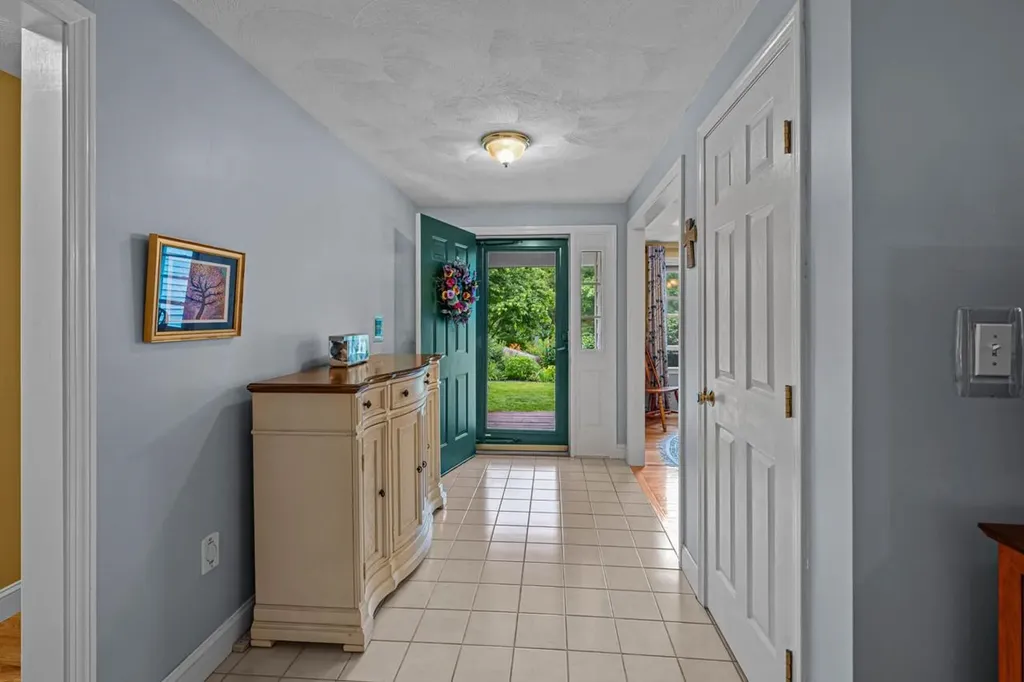 1 Trent Road Hooksett NH 03106