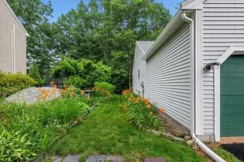1 Trent Road Hooksett NH 03106