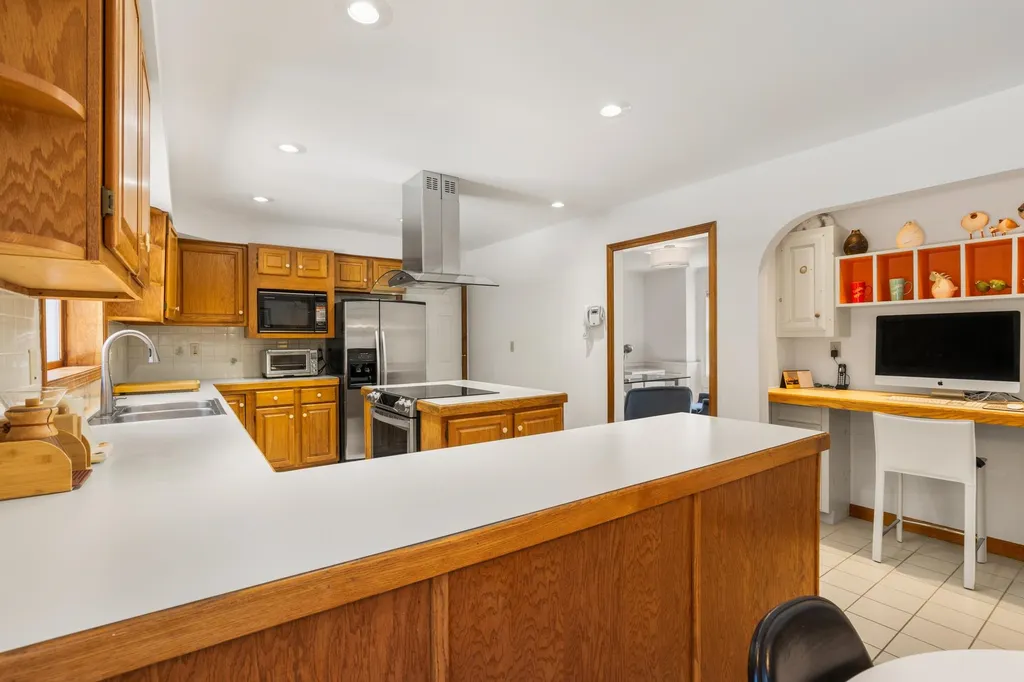 7 Bartlett Road Stratham NH 03885