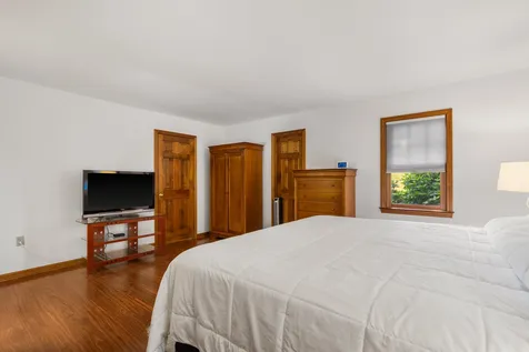7 Bartlett Road Stratham NH 03885