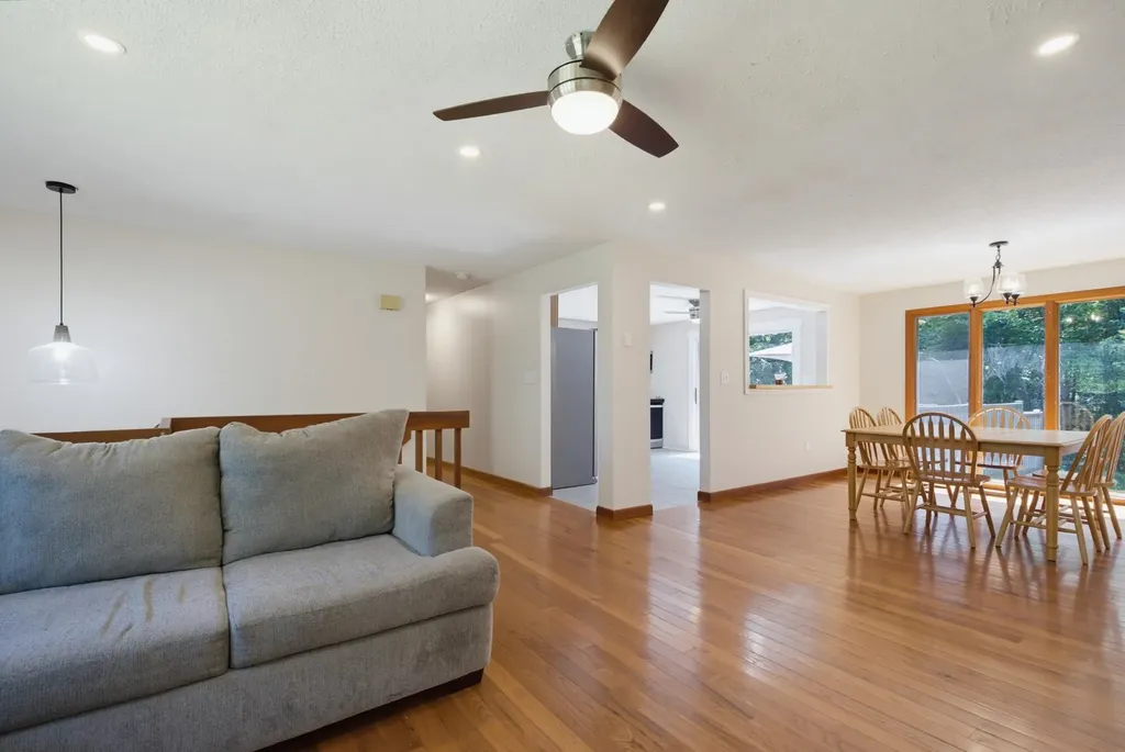49 Patten Road Bedford NH 03110