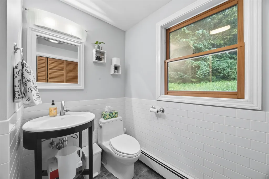 345 Riverdale Road New Boston NH 03070