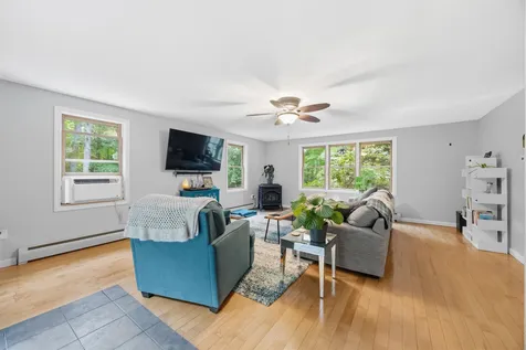 345 Riverdale Road New Boston NH 03070