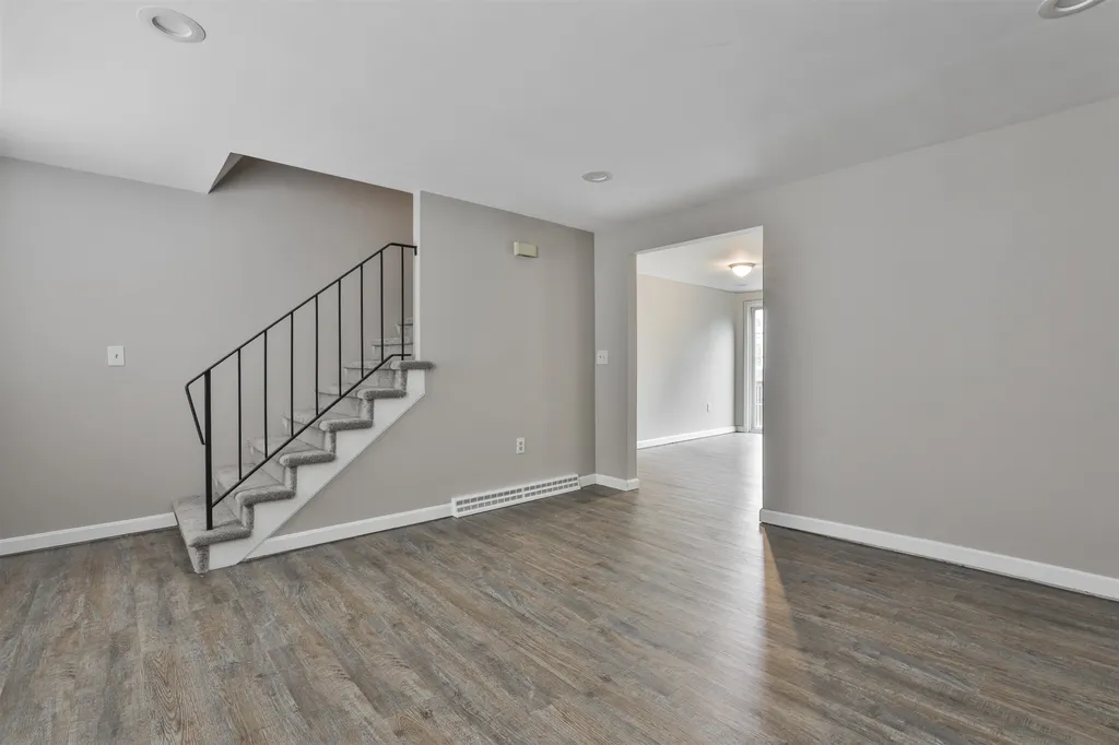 37 Cannongate Iii Road Nashua NH 03063