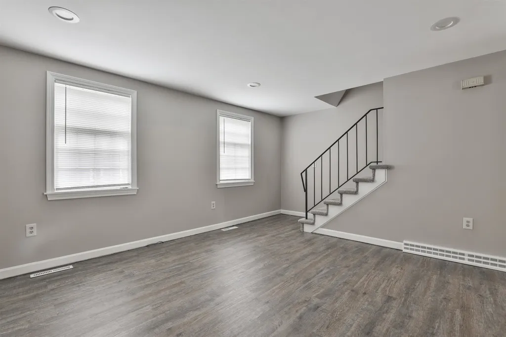 37 Cannongate Iii Road Nashua NH 03063