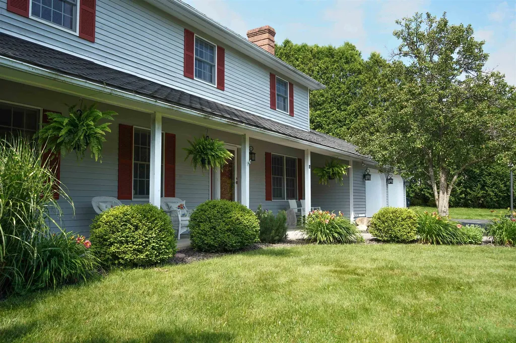 17 Elmwood Drive Rutland City VT 05701