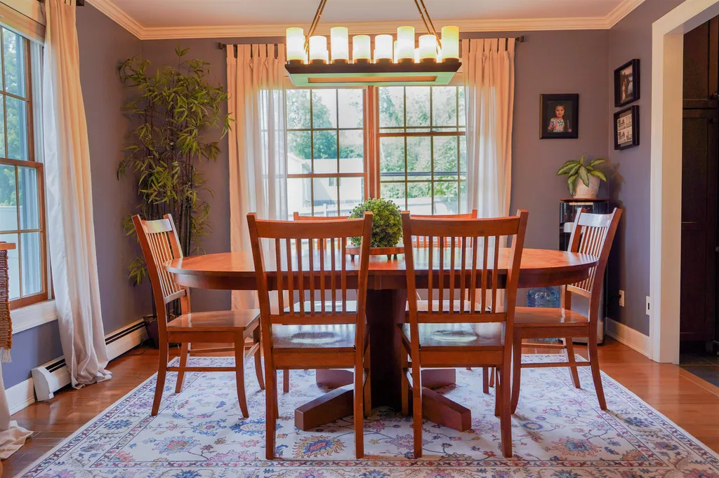 17 Elmwood Drive Rutland City VT 05701
