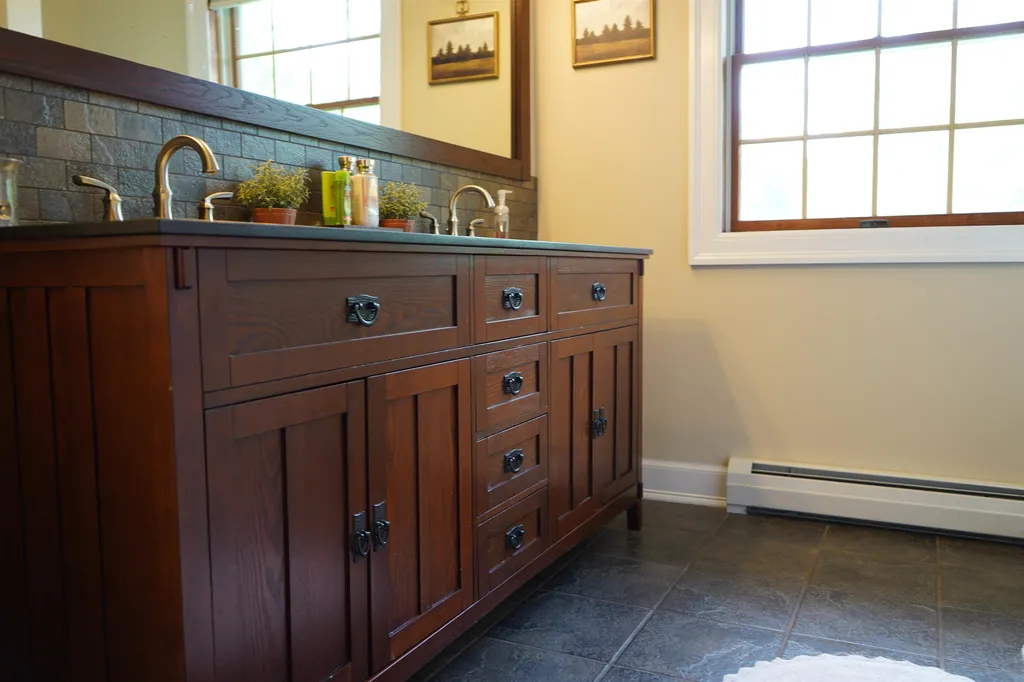 17 Elmwood Drive Rutland City VT 05701