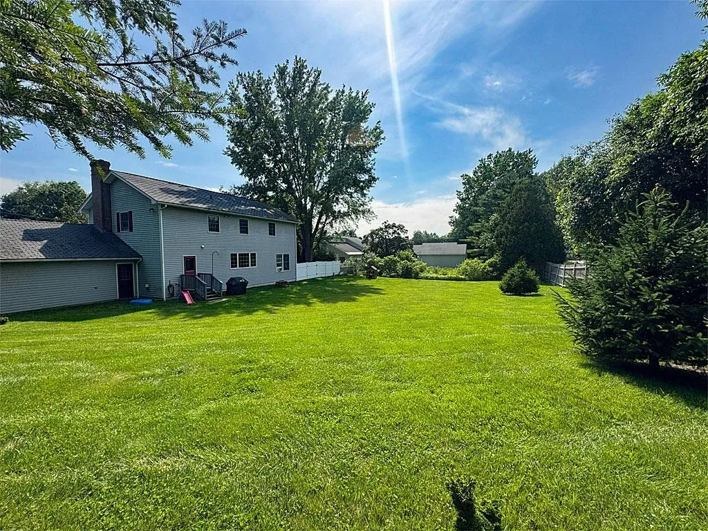 17 Elmwood Drive Rutland City VT 05701